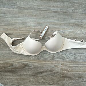 Skims Fits Everybody Push Up Bra 34A